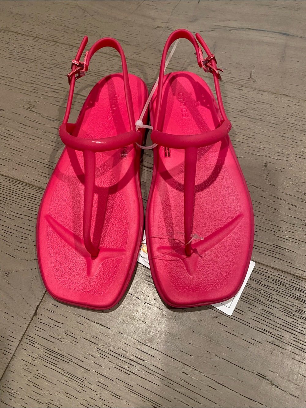 CROCS Women's Bright Pink T-Strap Slingback Sandals